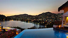 Tentaciones Hotel y Lounge Pool
